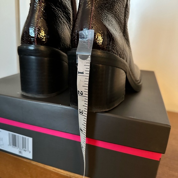 Vince Camuto Boots - Picture 8 of 11